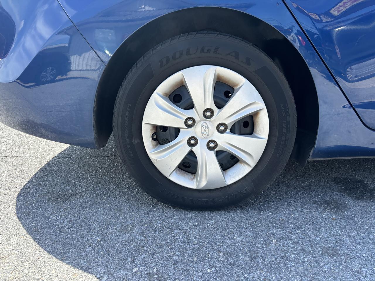 2016 Hyundai Elantra SE Sedan 4D