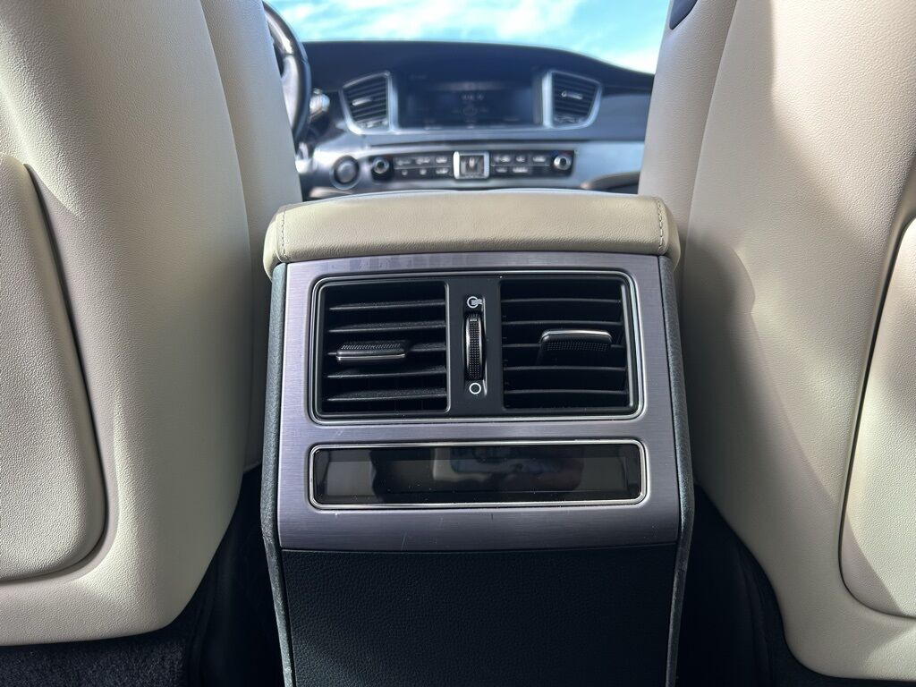 2016 Hyundai Equus Ultimate Crestwood KY