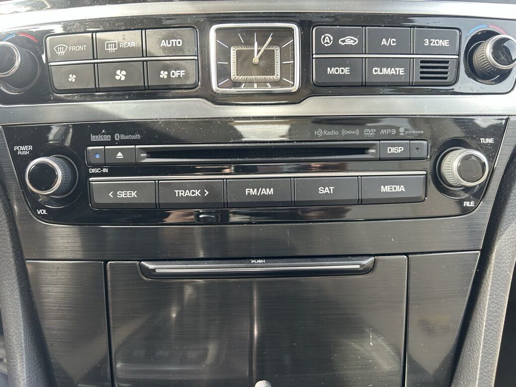 2016 Hyundai Equus Ultimate Crestwood KY