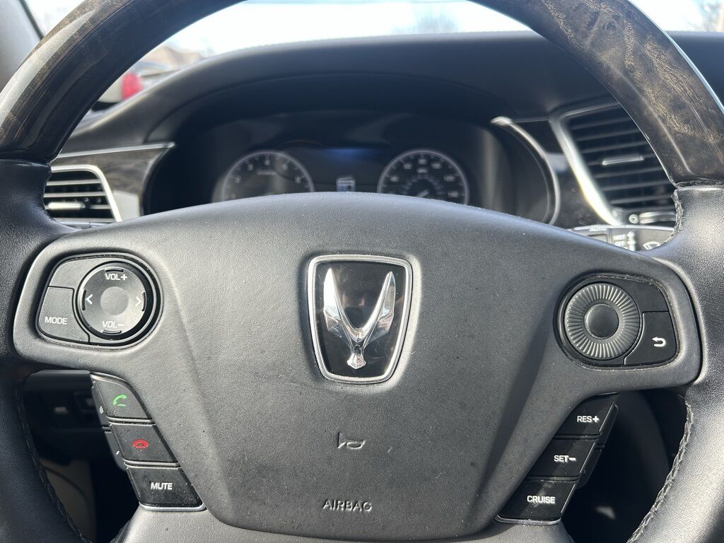 2016 Hyundai Equus Ultimate Crestwood KY