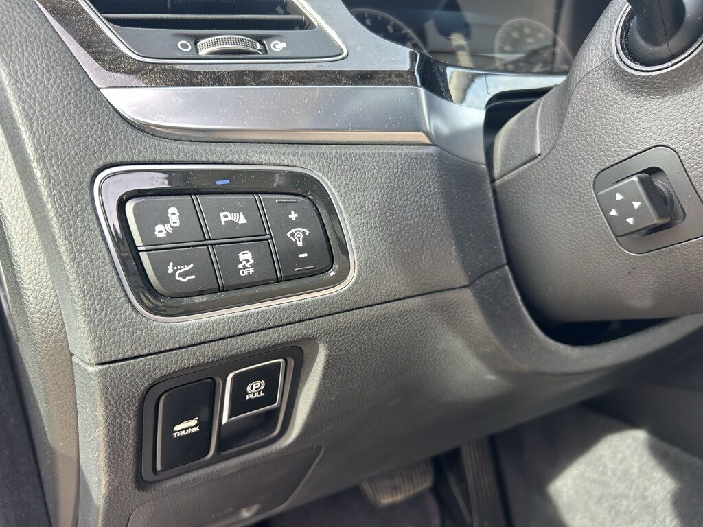 2016 Hyundai Equus Ultimate Crestwood KY