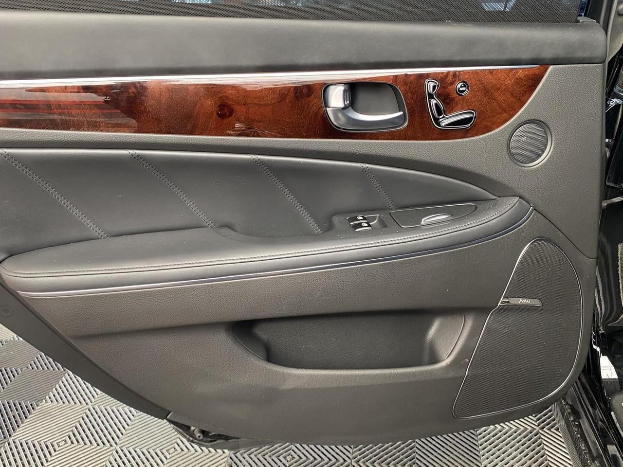 2016 Hyundai Equus Ultimate Richmond Hill NY