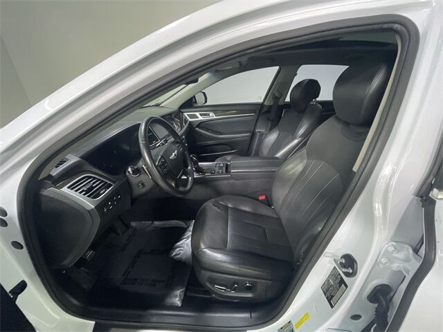 2016 Hyundai Genesis 3.8 Columbia SC