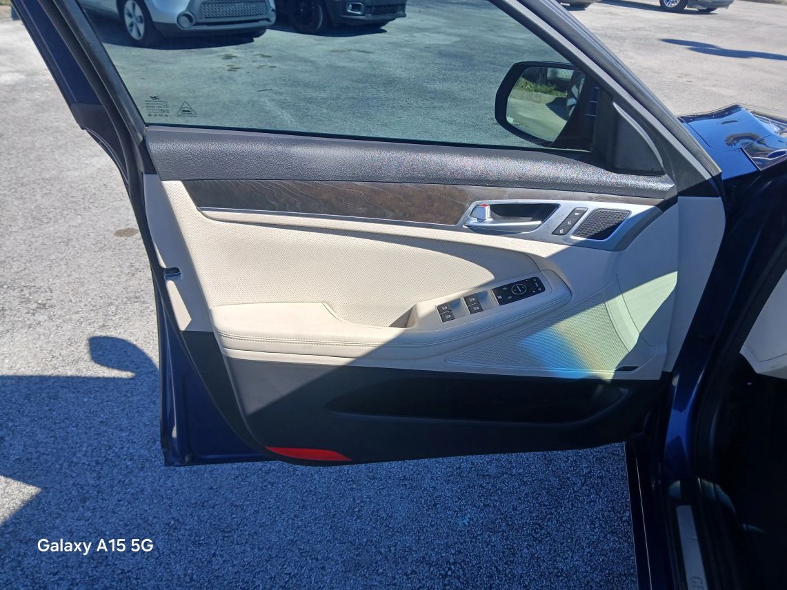 2016 Hyundai Genesis 3.8 Sedan 4D Maitland FL