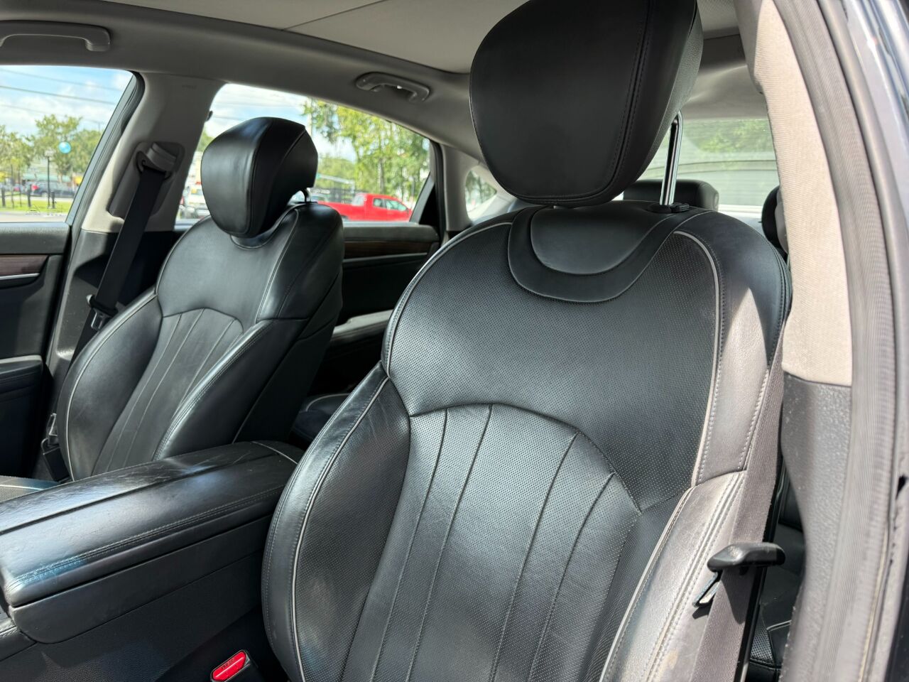 2016 Hyundai Genesis 4dr Sdn V6 3.8L AWD Jacksonville FL