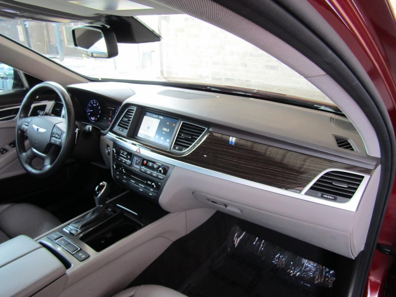 2016 Hyundai Genesis 4dr Sdn V6 3.8L RWD Grand Prairie TX
