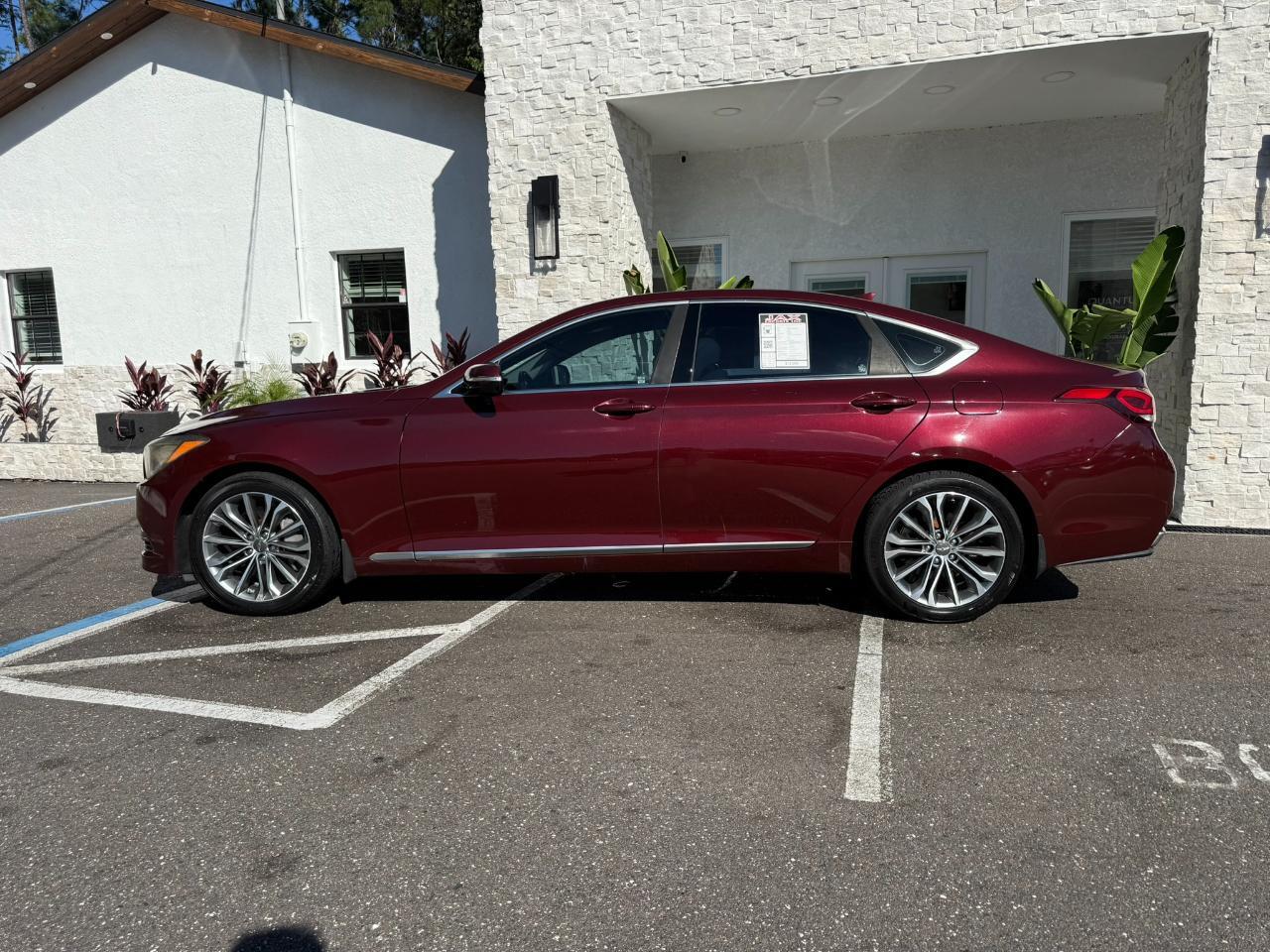 2016 Hyundai Genesis 4dr Sdn V6 3.8L RWD