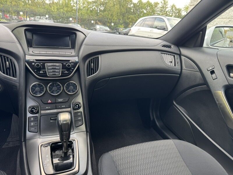 2016 Hyundai Genesis Coupe 3.8L Base Willow Grove PA