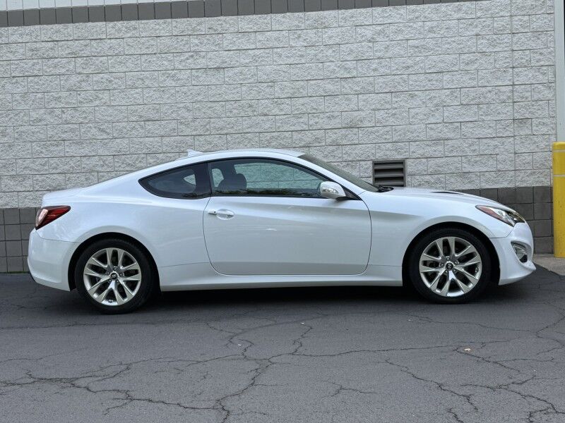 2016 Hyundai Genesis Coupe 3.8L Base Willow Grove PA