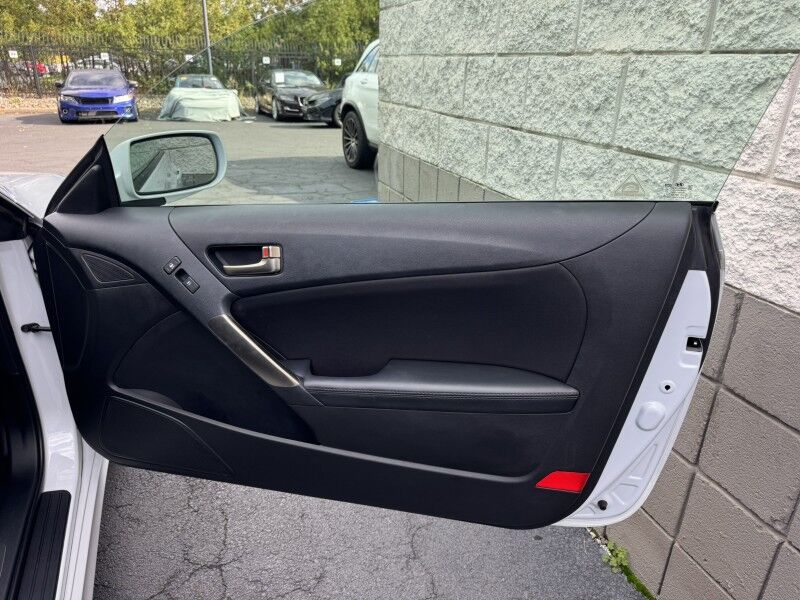 2016 Hyundai Genesis Coupe 3.8L Base Willow Grove PA