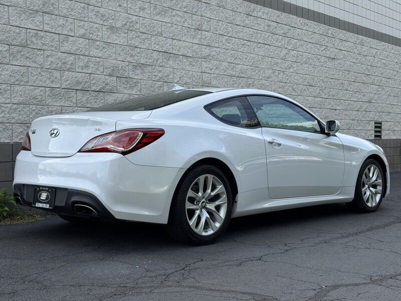 2016 Hyundai Genesis Coupe 3.8L Base Willow Grove PA