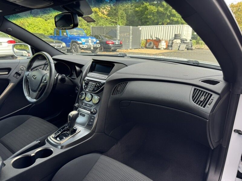 2016 Hyundai Genesis Coupe 3.8L Base Willow Grove PA