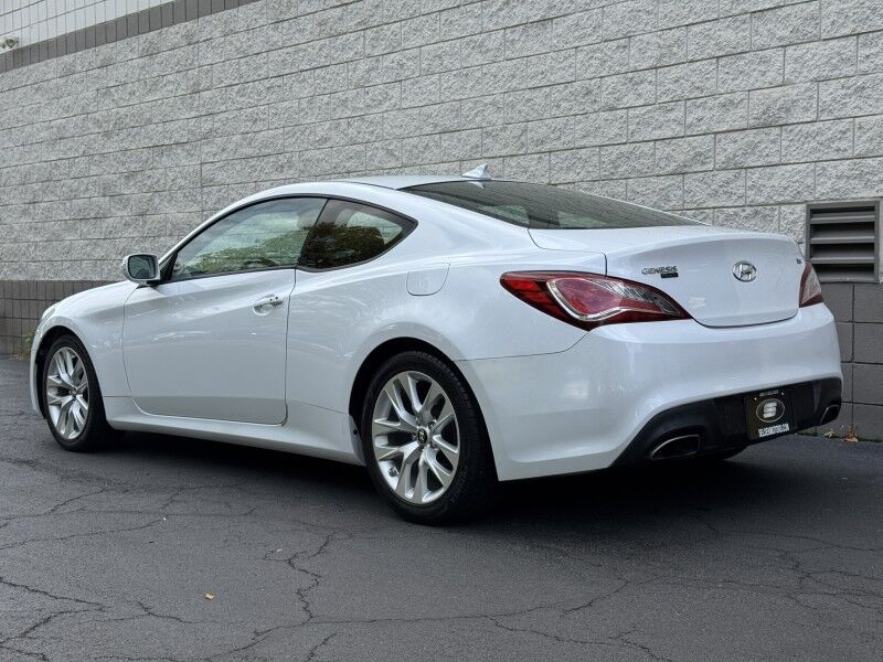 2016 Hyundai Genesis Coupe 3.8L Base Willow Grove PA
