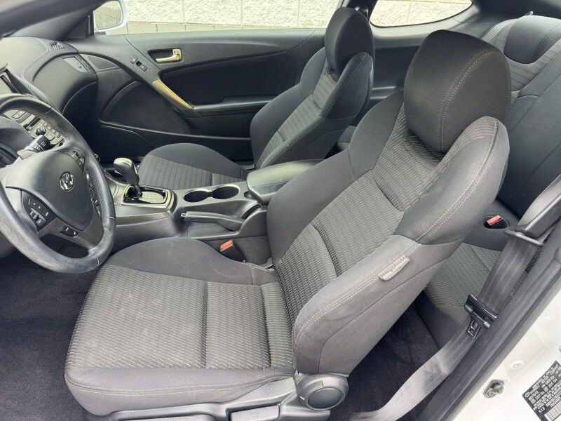 2016 Hyundai Genesis Coupe 3.8L Base Willow Grove PA