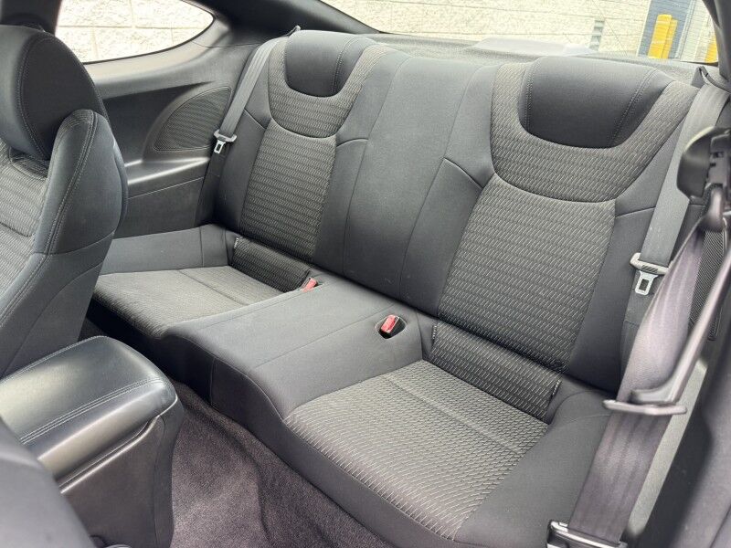 2016 Hyundai Genesis Coupe 3.8L Base Willow Grove PA