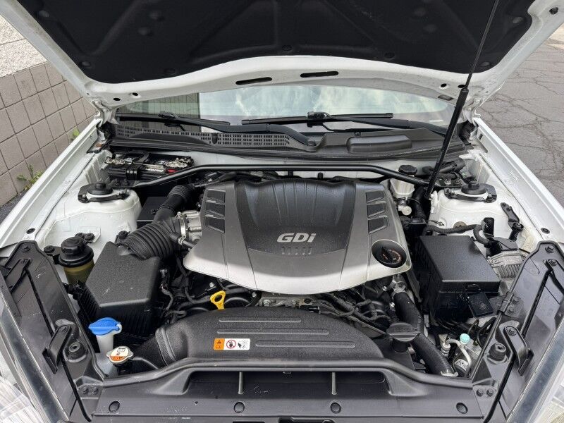2016 Hyundai Genesis Coupe 3.8L Base