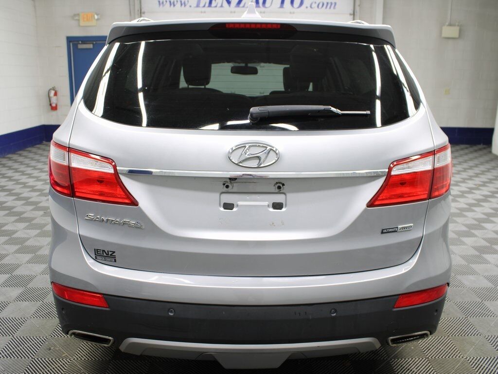 2016 Hyundai Santa Fe SE AWD Fond du Lac WI