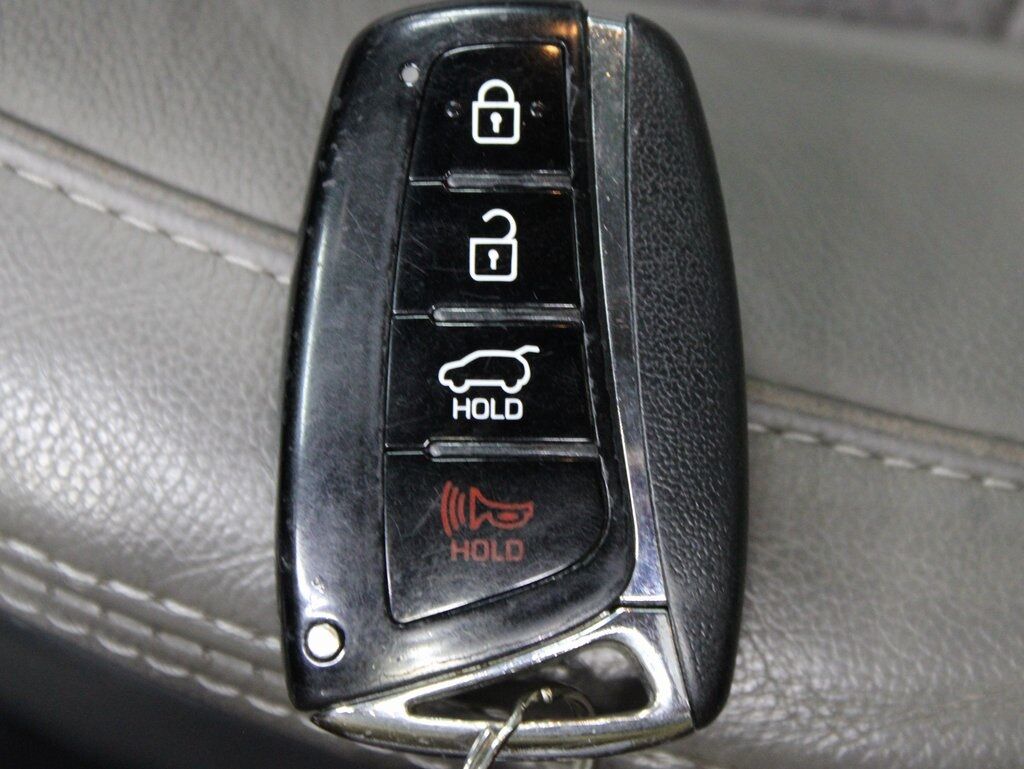 2016 Hyundai Santa Fe SE AWD Fond du Lac WI