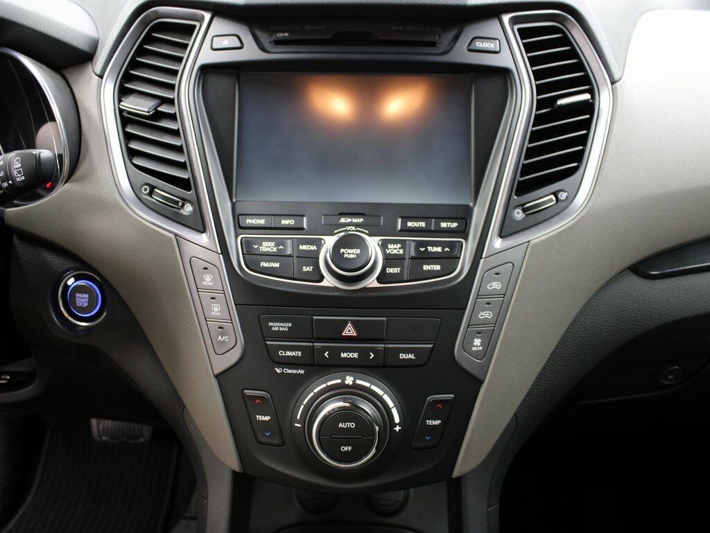 2016 Hyundai Santa Fe SE AWD Fond du Lac WI