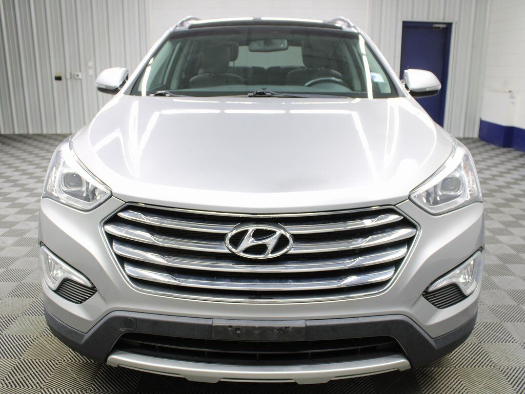 2016 Hyundai Santa Fe SE AWD Fond du Lac WI