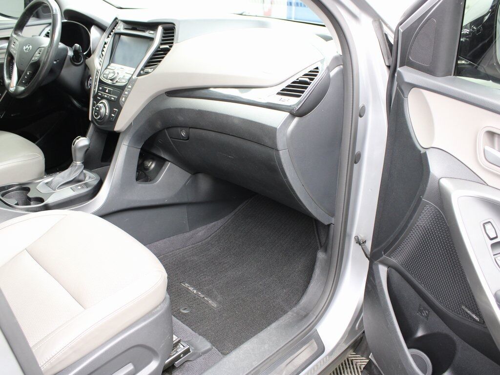 2016 Hyundai Santa Fe SE AWD Fond du Lac WI
