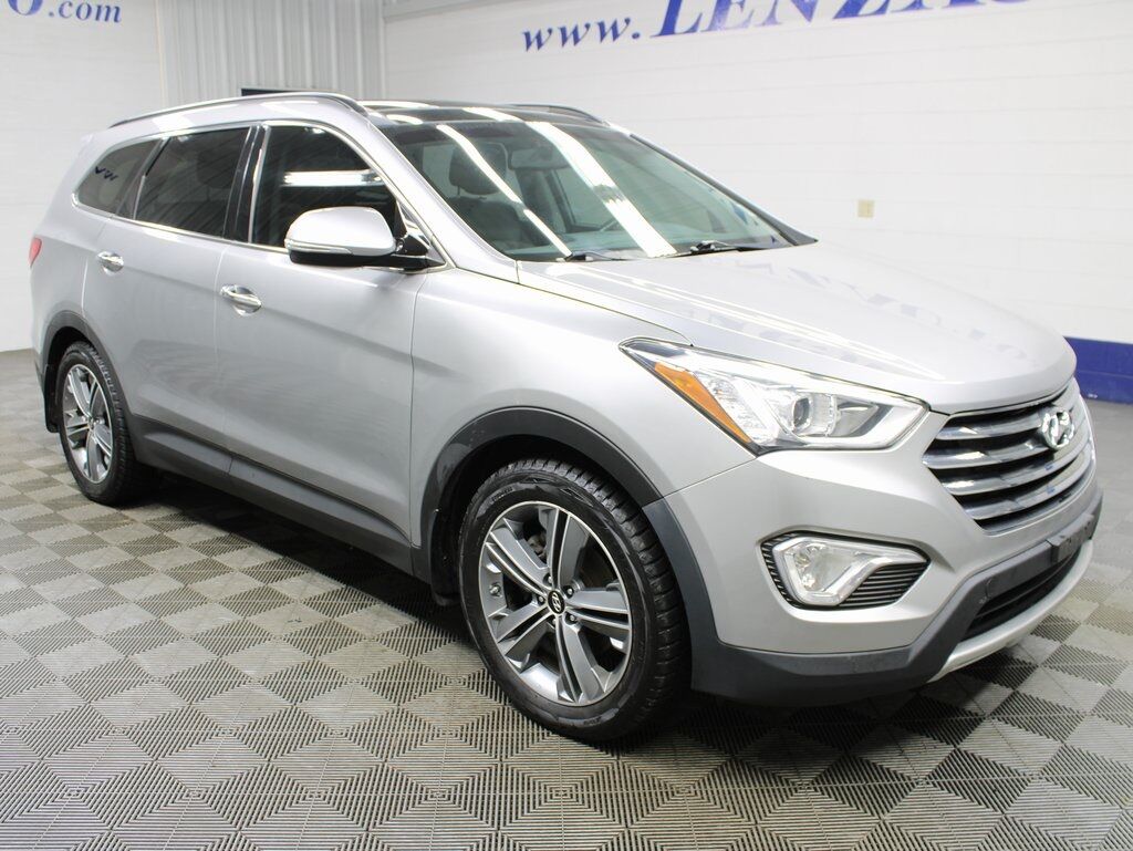 2016 Hyundai Santa Fe SE AWD Fond du Lac WI