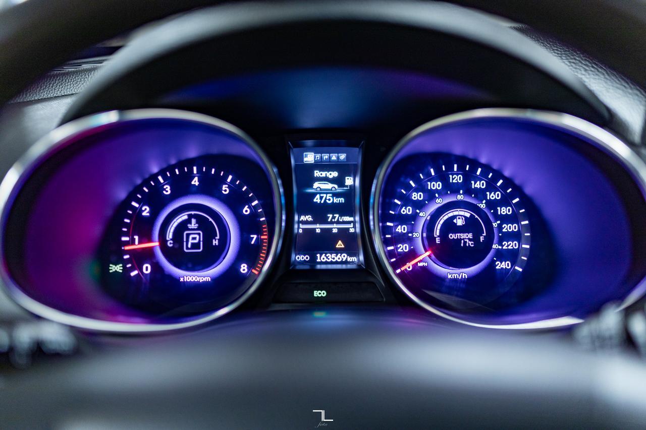 2016 Hyundai Santa Fe XL AWD Limited Leather Roof Nav Red Deer AB