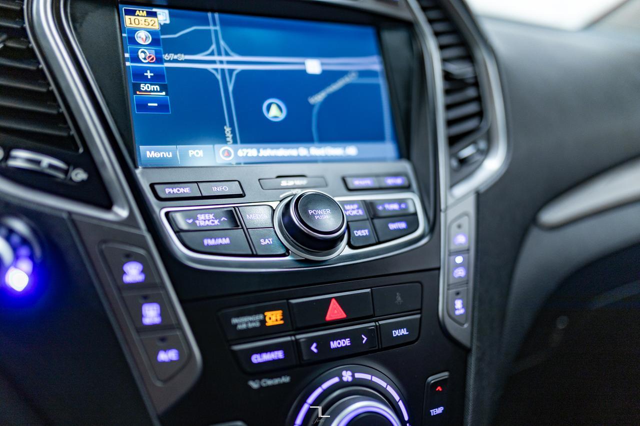 2016 Hyundai Santa Fe XL AWD Limited Leather Roof Nav Red Deer AB