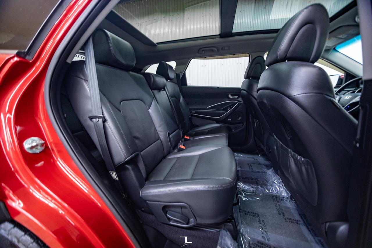 2016 Hyundai Santa Fe XL AWD Limited Leather Roof Nav Red Deer AB