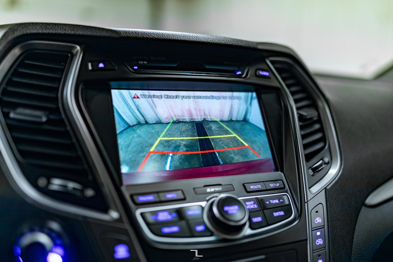 2016 Hyundai Santa Fe XL AWD Limited Leather Roof Nav Red Deer AB