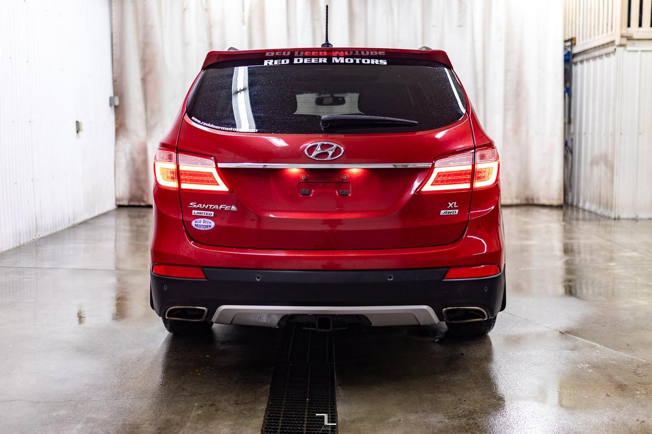 2016 Hyundai Santa Fe XL AWD Limited Leather Roof Nav Red Deer AB