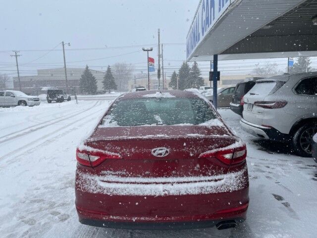 2016 Hyundai Sonata 2.4L SE