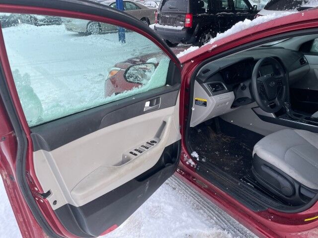 2016 Hyundai Sonata 2.4L SE Cleveland OH