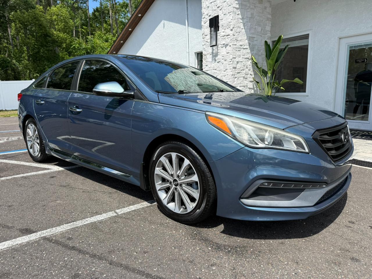 2016 Hyundai Sonata 4dr Sdn 2.4L Limited Jacksonville FL