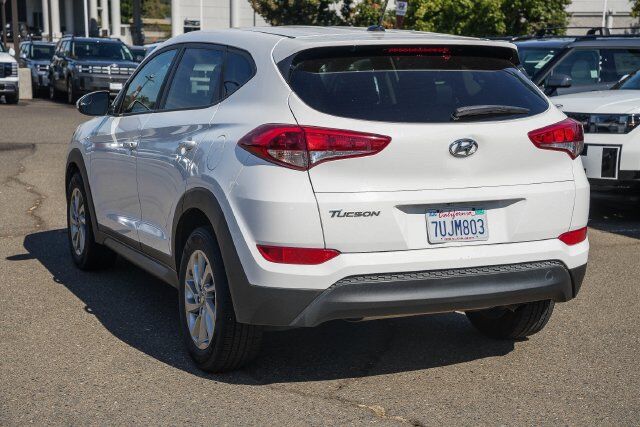 2016 Hyundai Tucson SE