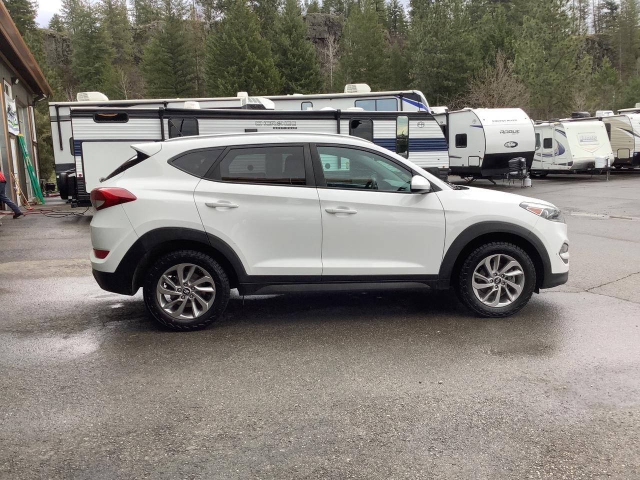 2016 Hyundai Tucson SE