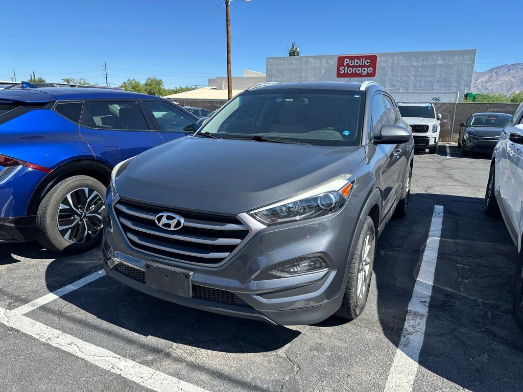 2016 Hyundai Tucson SE