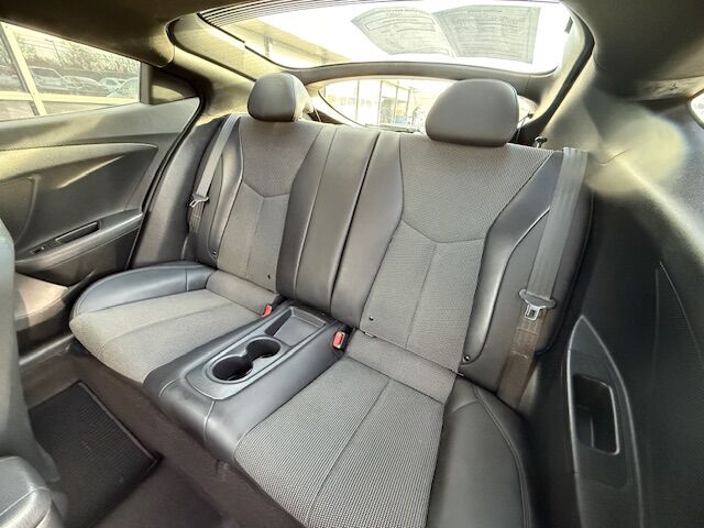 2016 Hyundai Veloster BASE 6AT Greensboro NC