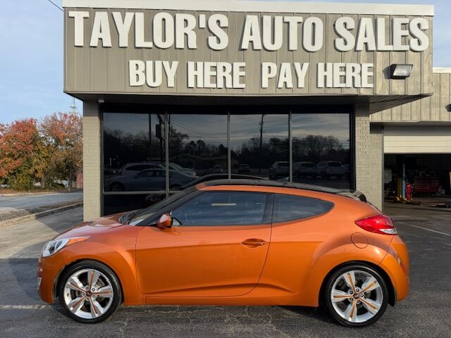 2016 Hyundai Veloster BASE 6AT