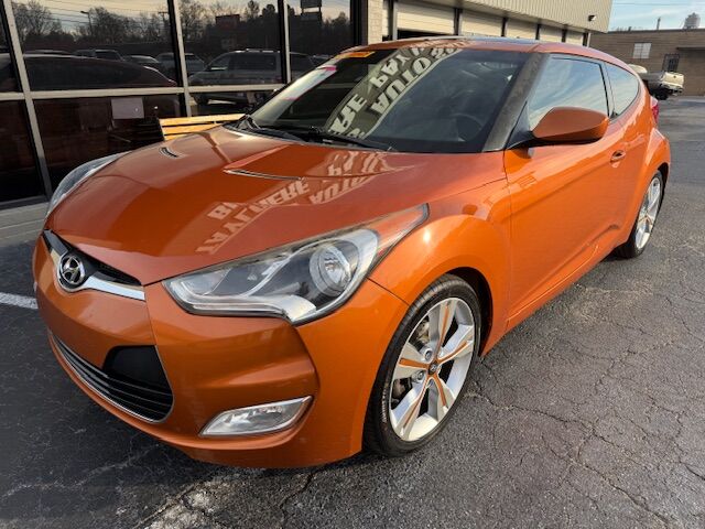 2016 Hyundai Veloster BASE 6AT Greensboro NC