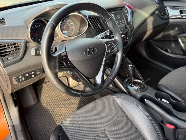 2016 Hyundai Veloster BASE 6AT Greensboro NC