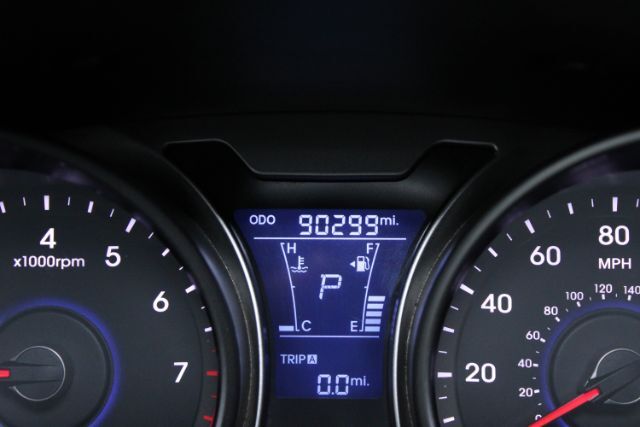 2016 Hyundai Veloster Base 6AT Chantilly VA