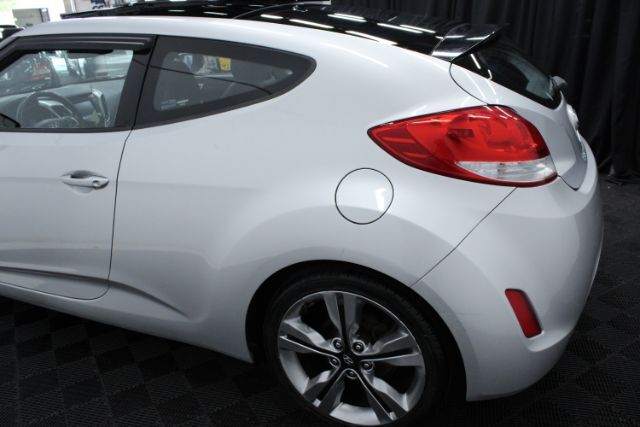 2016 Hyundai Veloster Base 6AT Chantilly VA