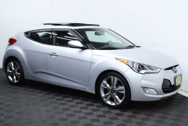 2016 Hyundai Veloster Base 6AT Chantilly VA