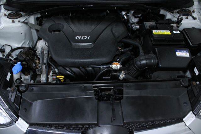 2016 Hyundai Veloster Base 6AT Chantilly VA