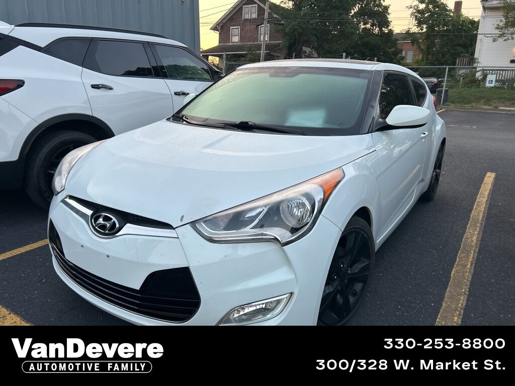Used 2016 Hyundai Veloster Base FWD