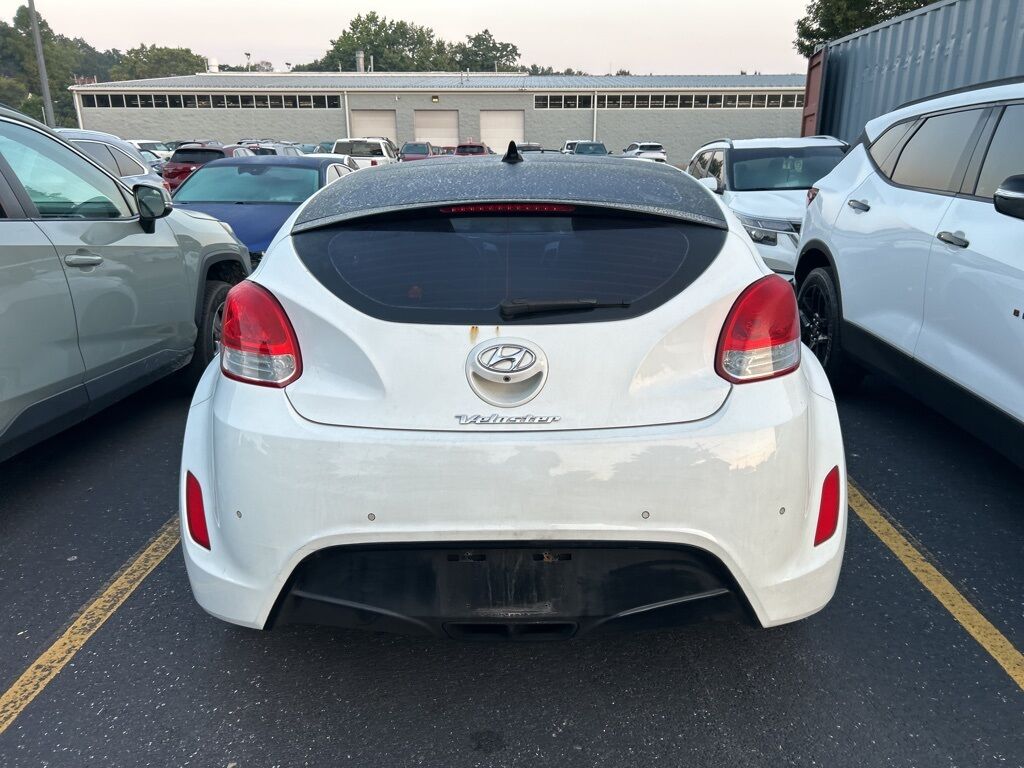 2016 Hyundai Veloster Base Akron OH