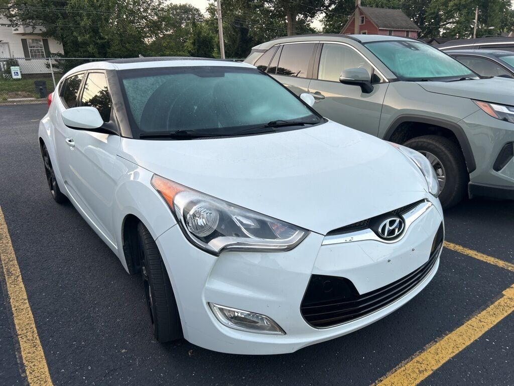 2016 Hyundai Veloster Base Akron OH
