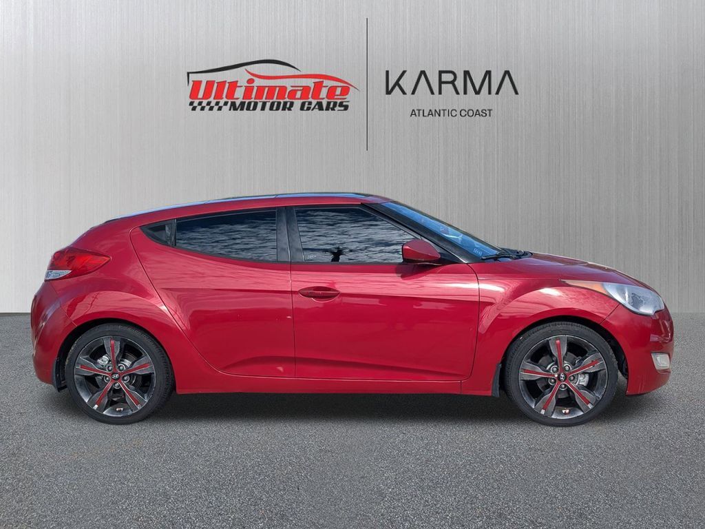 2016 Hyundai Veloster Base