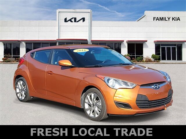 2016 Hyundai Veloster Base